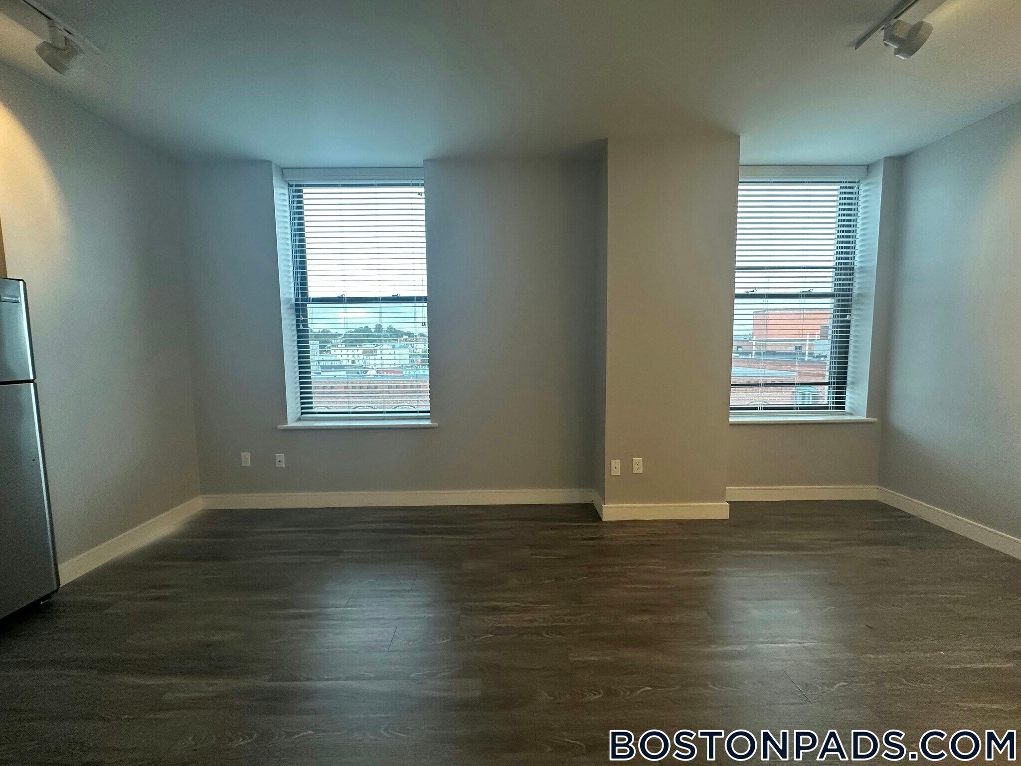 Building Photo - 23 Central Ave