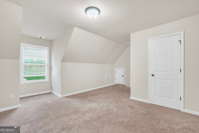 Building Photo - 133 Sea Shore Cir