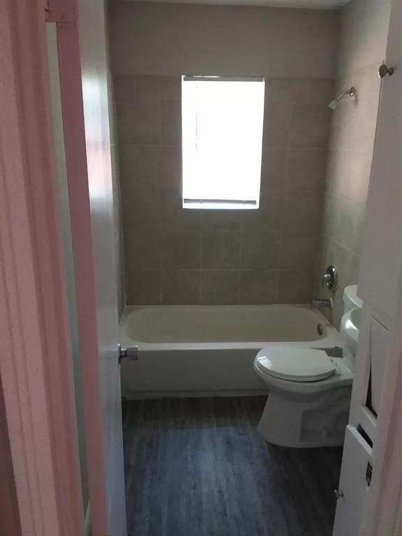 Building Photo - 7909 Woodward St