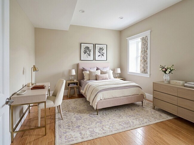 Building Photo - 42 Parsons St