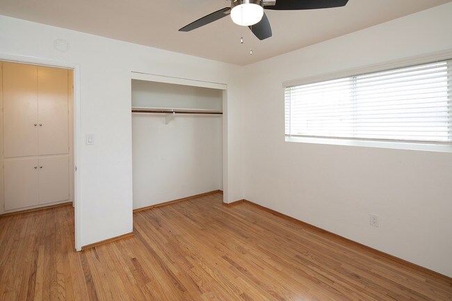 Building Photo - 1 BR with Parking and Utilities Included ~...