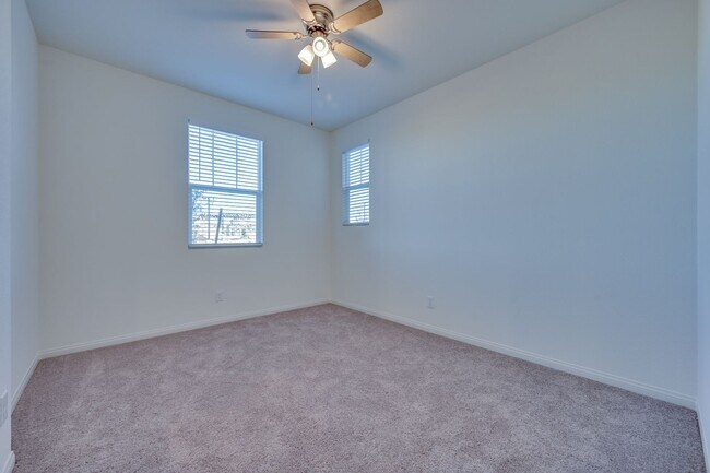 Building Photo - New House!!! Inspirada!!! Across from future Community Pool/Park!!! Tankless water heater!!