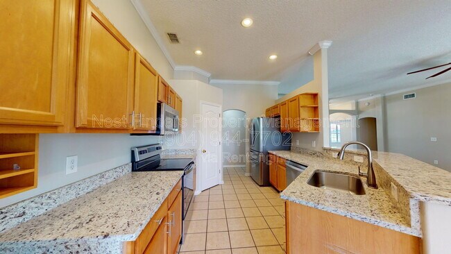 Building Photo - 5731 Rainbow Lake Dr N