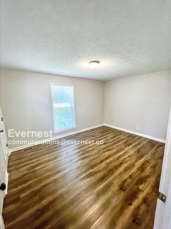 Building Photo - 508 Highland Dr