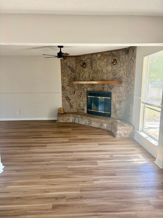 Building Photo - Bay St Louis Single Family Home