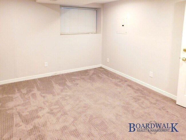 Building Photo - 11644 Brisbane Dr