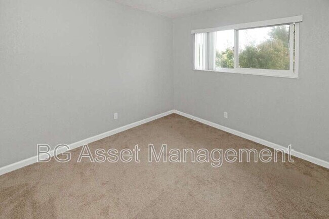 Building Photo - 419 San Marco St