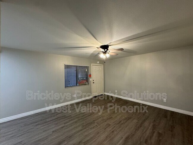 Building Photo - 17 E Ruth Ave