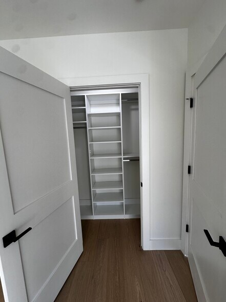 Building Photo - 1658 K St NE