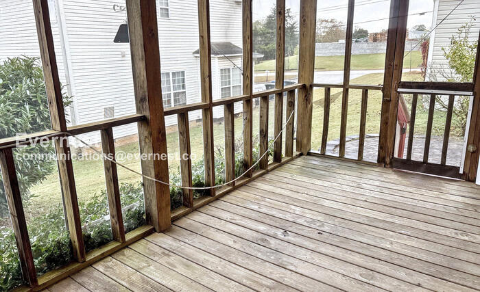 Building Photo - 7102 Tyner Crossing Dr