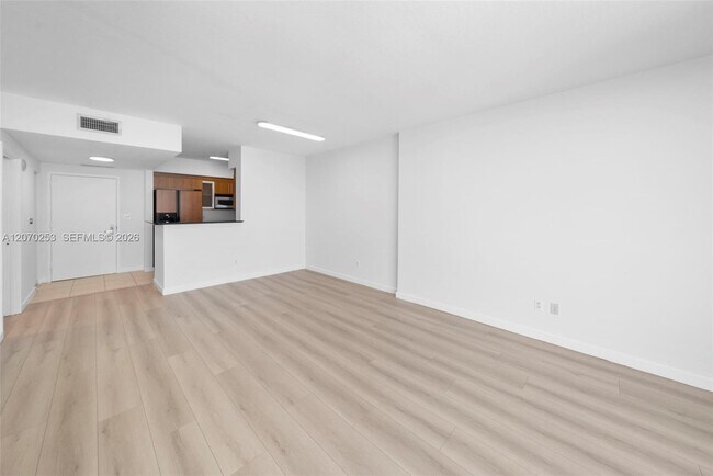Building Photo - 335 S Biscayne Blvd