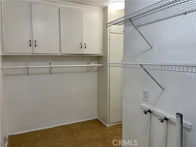 Building Photo - 23247 Leonora Dr