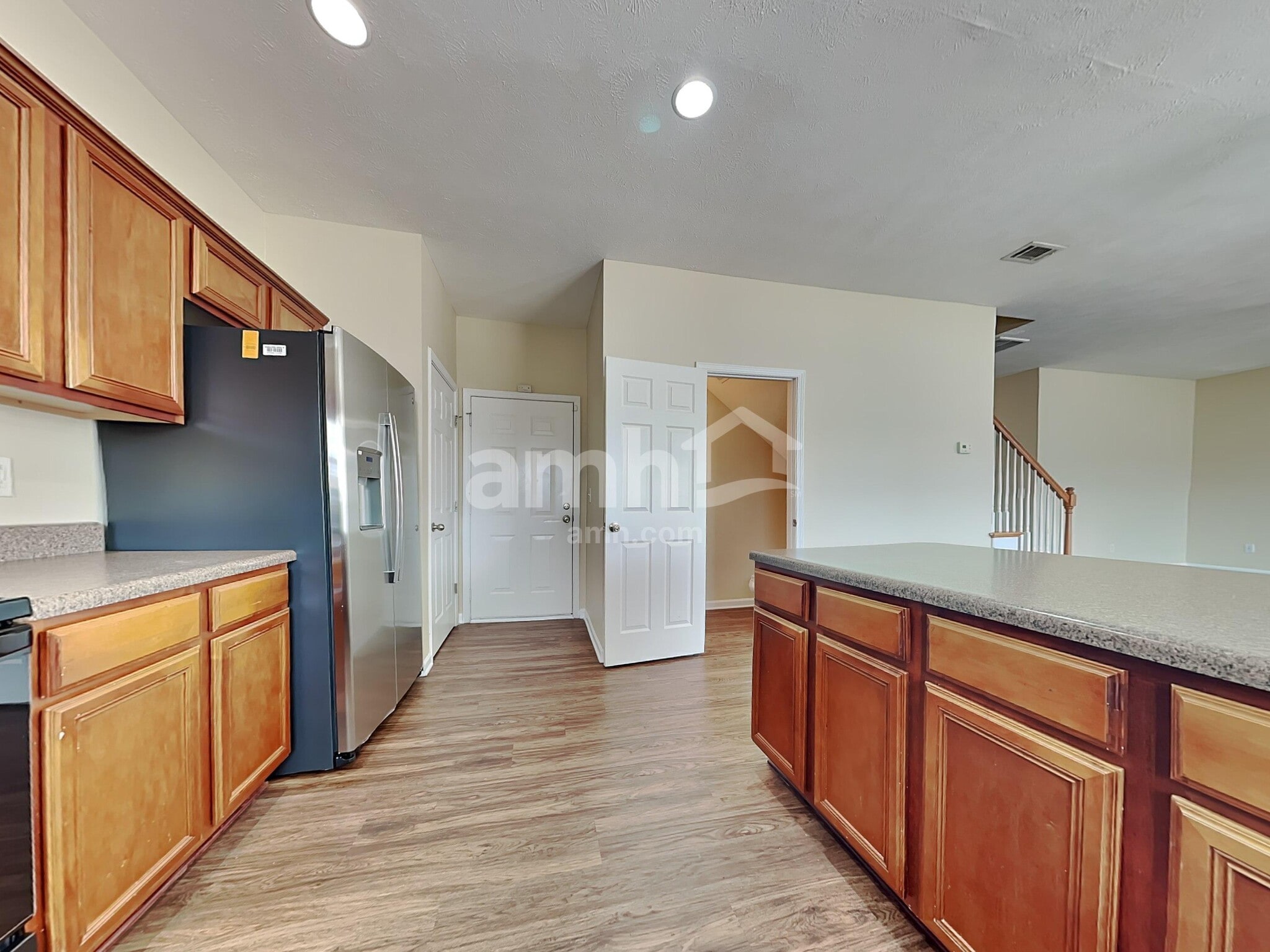 Building Photo - 256 Neal Ave