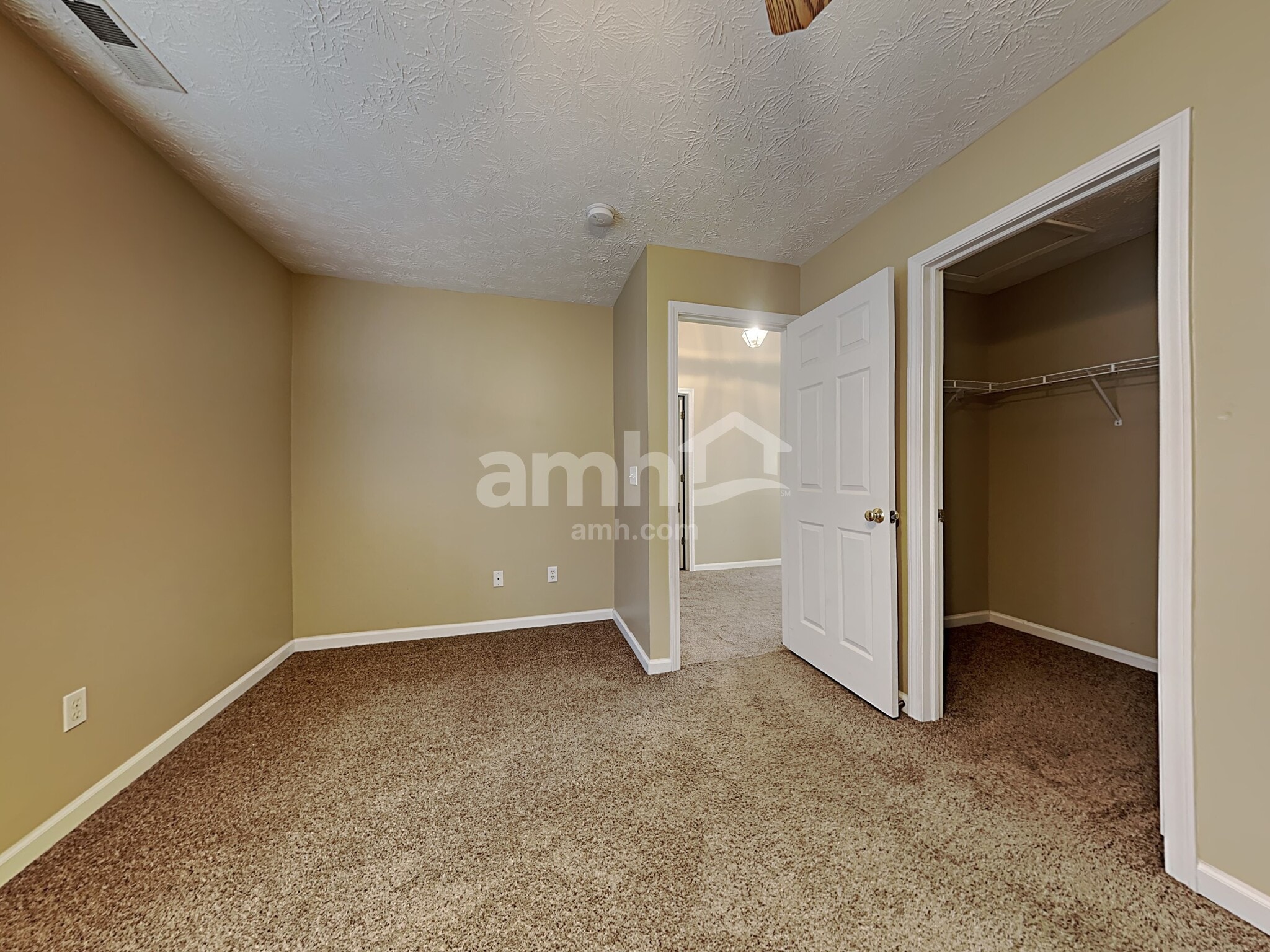 Building Photo - 2855 Greystoke Dr
