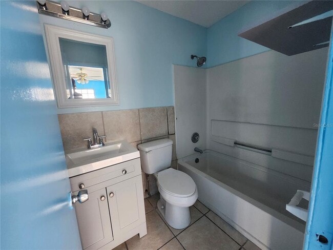 Building Photo - 1038 26th St