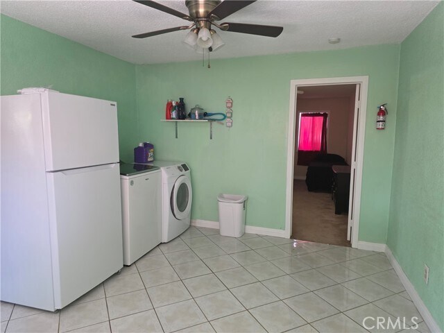 Building Photo - 32744 Texas Dr