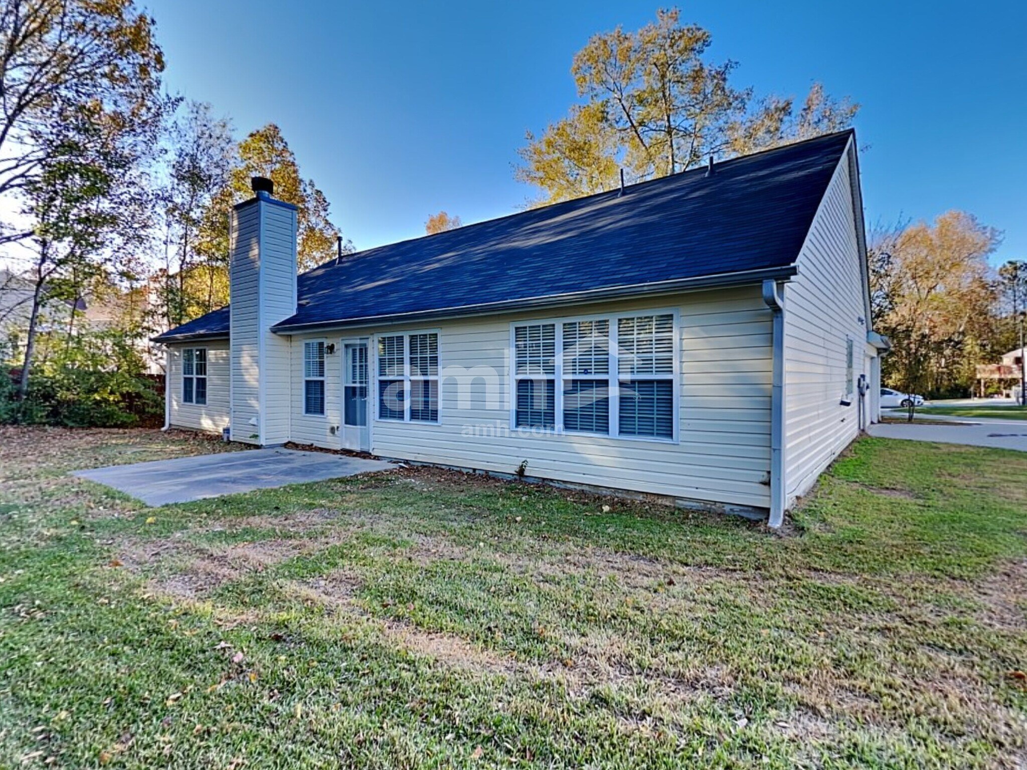 Building Photo - 41 Stallion Run