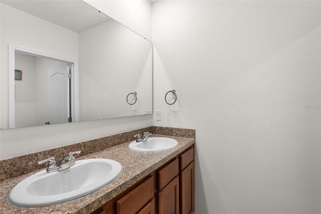 Building Photo - 2024 Griffin Oaks Wy