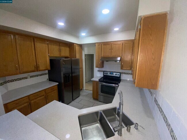 Building Photo - 293 Scotts Valley