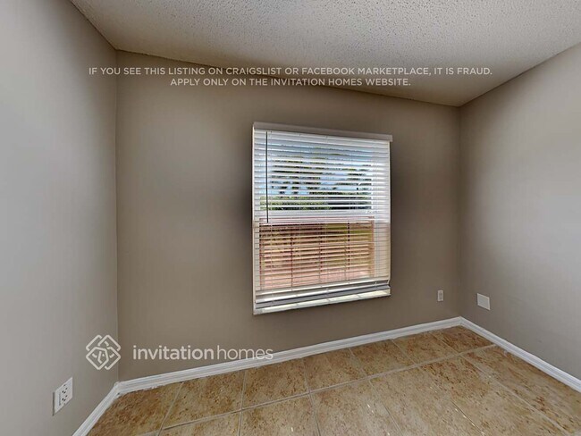 Building Photo - 5953 NW Brenda Cir