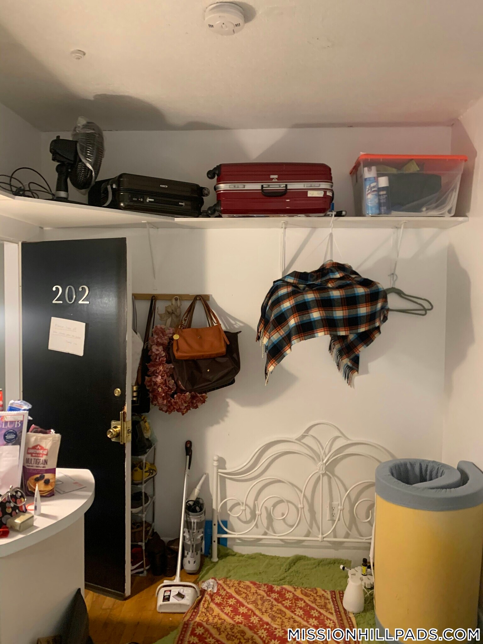 Building Photo - 28 S Huntington Ave