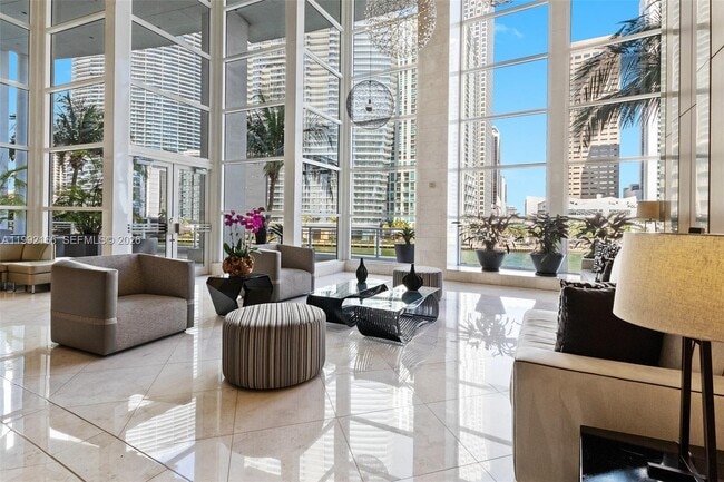 Building Photo - 901 Brickell Key Blvd