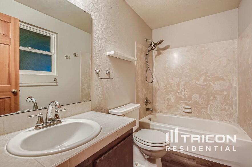 Building Photo - 515 SW 328th Ct