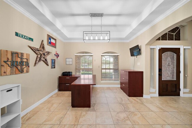 Building Photo - 4711 Salinas Ln