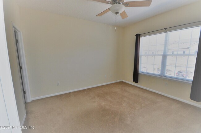 Building Photo - 12301 Kernan Forest Blvd