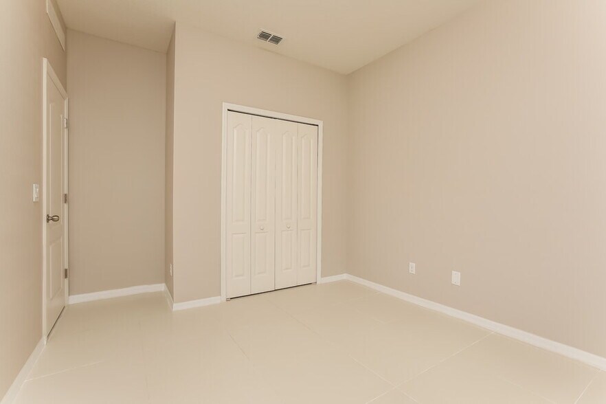 Building Photo - 1586 Danisco Pl