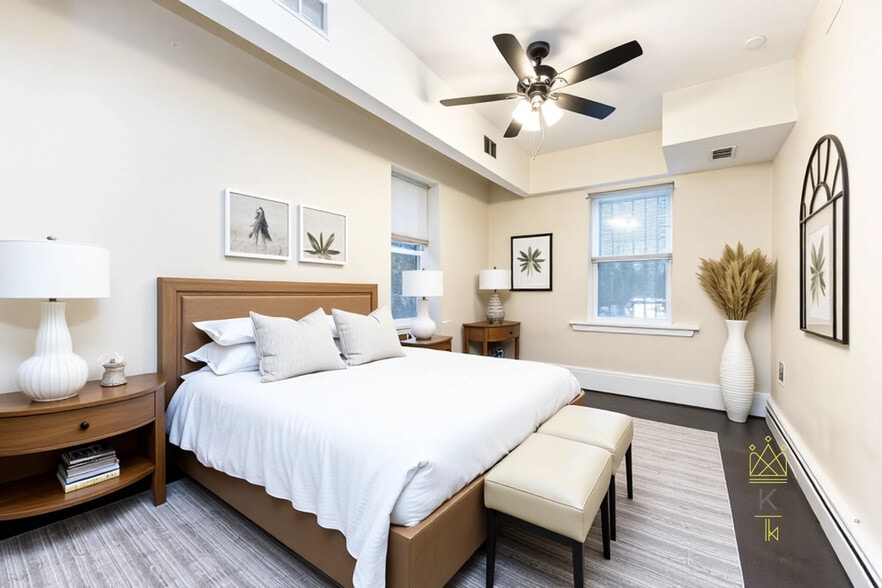 Building Photo - 1090 Beacon St