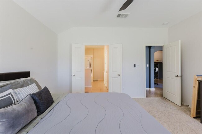 Building Photo - 2292 Intrepid Dr