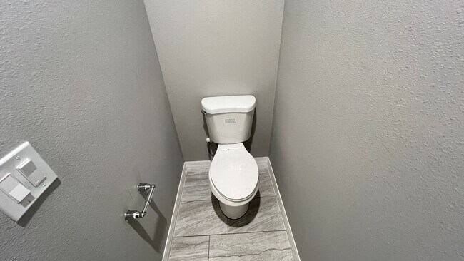 Building Photo - Beautiful 3 Bedroom Palm Bay Home with Upgrades & No Water Bill!