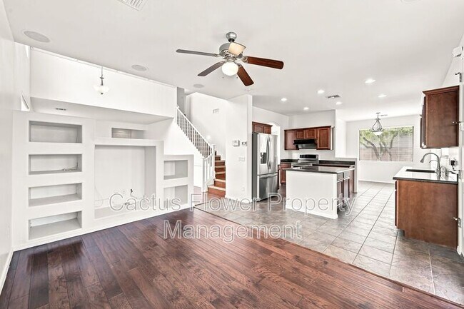 Building Photo - 3628 E Janelle Way
