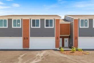 Building Photo - 1216 Gillespie Ln