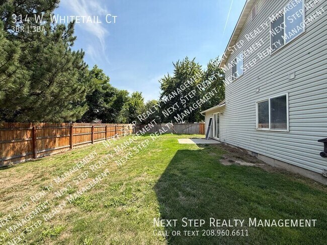 Building Photo - 314 W Whitetail Ct
