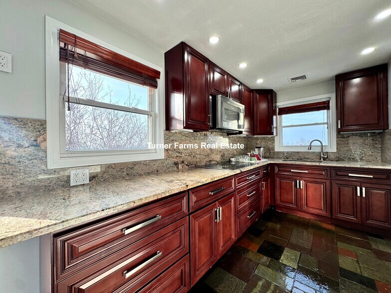 Building Photo - 63 Upland Rd