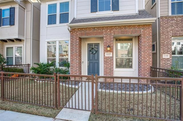 Building Photo - 1127 Manacor Ln