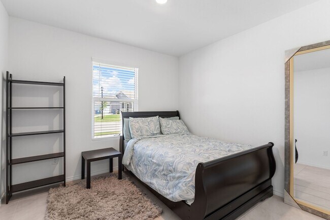 Building Photo - 5401 Rockrose Ln