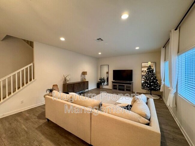 Building Photo - 30411 Ridgecrest Rd