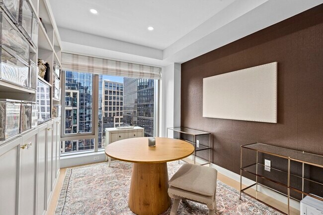 Building Photo - 133 Seaport Blvd