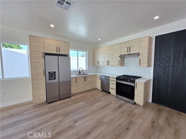 Building Photo - 17101 Kingsbury St