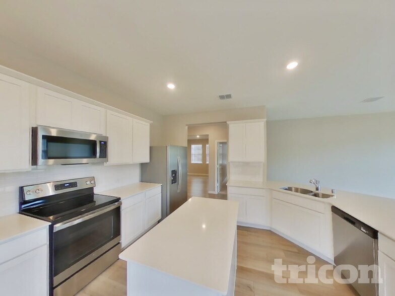 Building Photo - 448 Walpole Ct