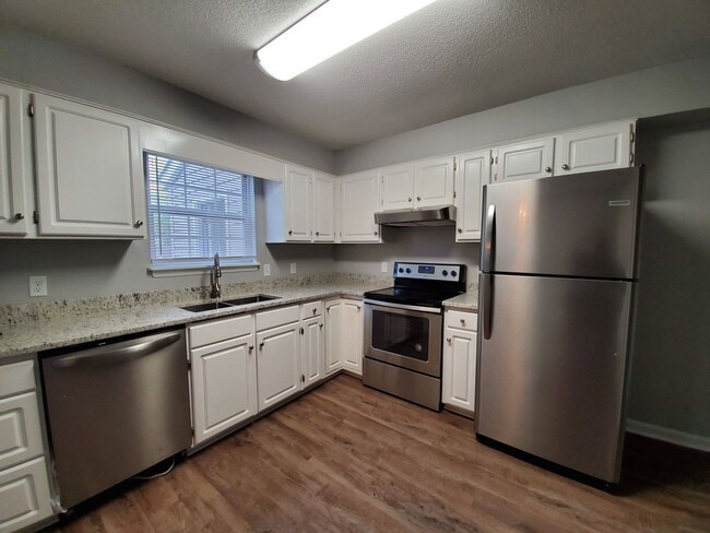 Building Photo - 453 Brannen Drive #7