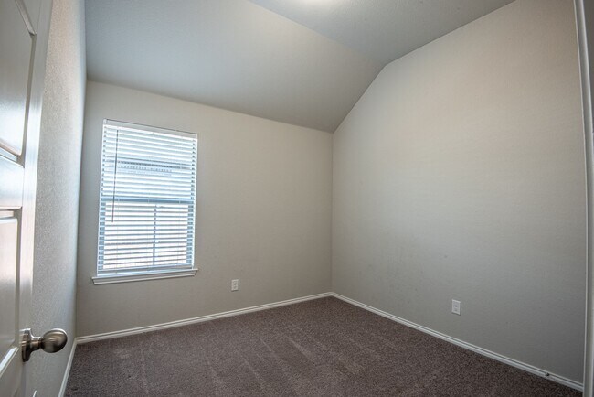 Building Photo - COMING SOON!  Beautiful Brick Home in The ...