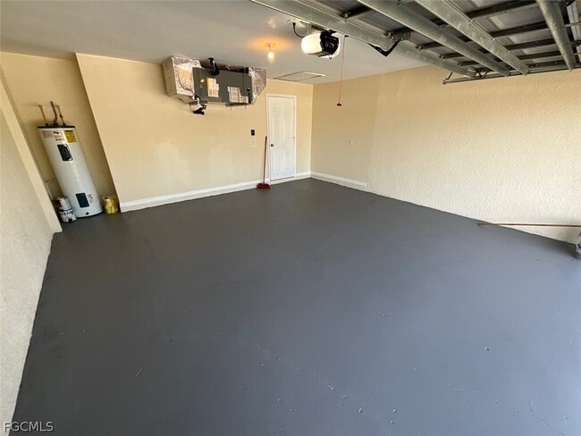 Building Photo - 4005 1st St SW