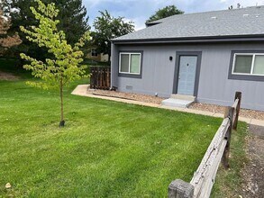 Building Photo - 2 Bedroom South Boulder Condo Available fo...