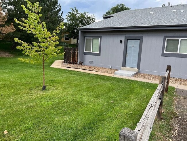 Primary Photo - 2 Bedroom South Boulder Condo Available fo...