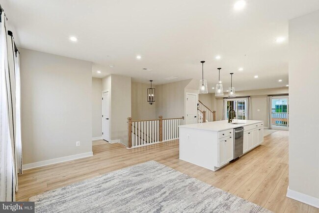 Building Photo - 14538 George Carter Way