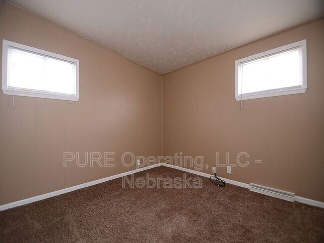 Building Photo - 9310 Binney St